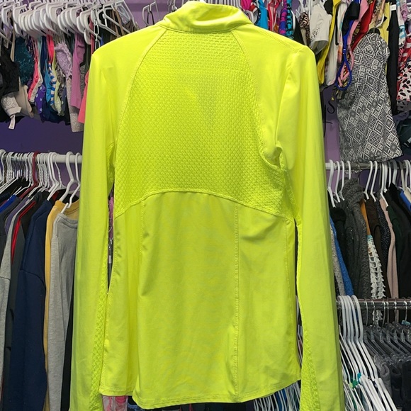 City streets Bright Yellow workout wear Lululemon style like new yoga running - Picture 7 of 7